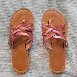 Universal Thread Co Sandals